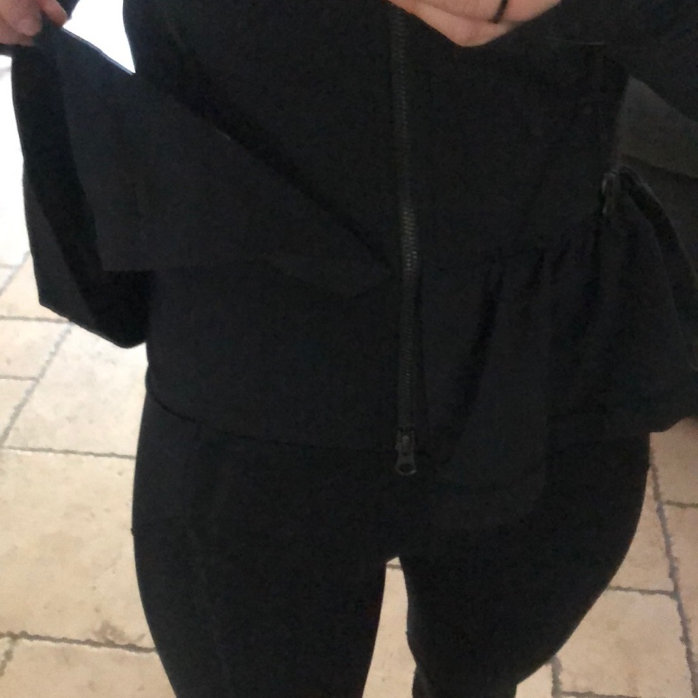 Zella jacket - Picture 4 of 6